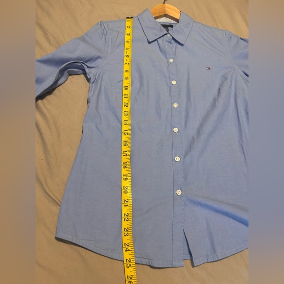 Tommy Hilfiger Classic Chambray Blue 100% Cotton Button Down Size M Office - Picture 12 of 13